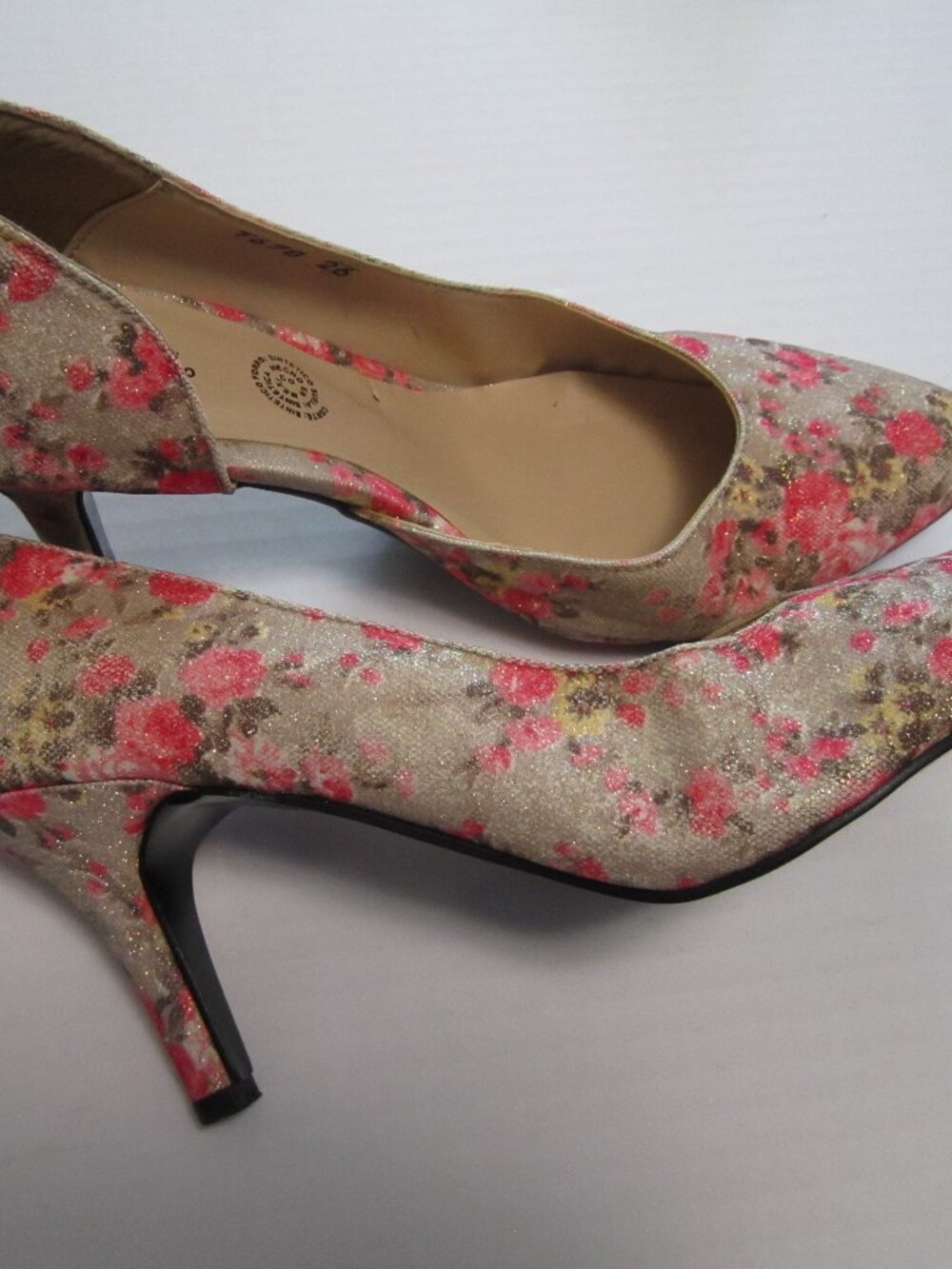 Floral Pink Glitter Pointed-Toe Women’s Heels